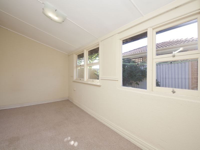 17/15 Dale Road, Armadale WA 6112