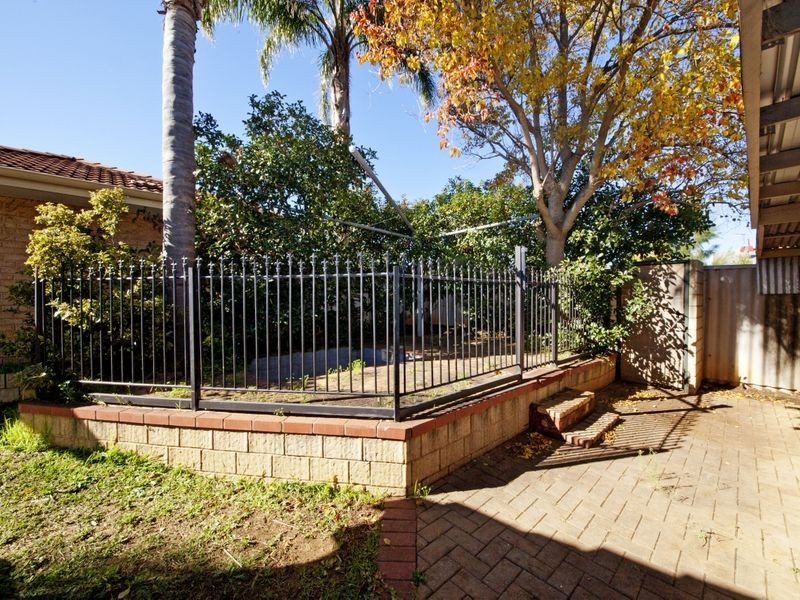 17/15 Dale Road, Armadale WA 6112