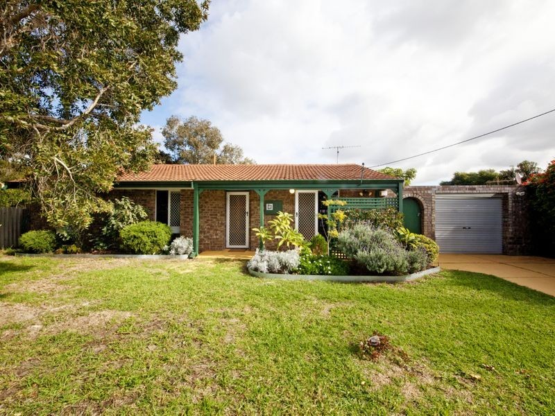 4 Terrigal Way, Armadale WA 6112