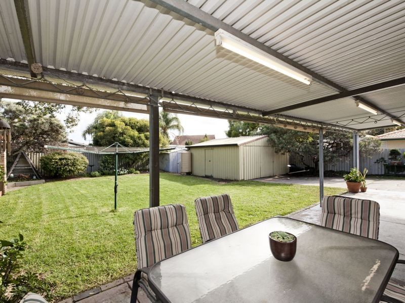 4 Terrigal Way, Armadale WA 6112