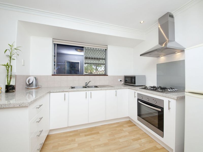 4 Terrigal Way, Armadale WA 6112