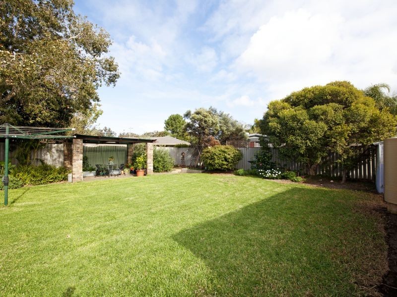 4 Terrigal Way, Armadale WA 6112