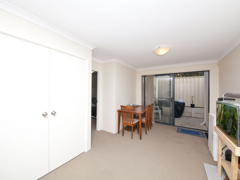 4/17 Sinclair Street, Armadale WA 6112