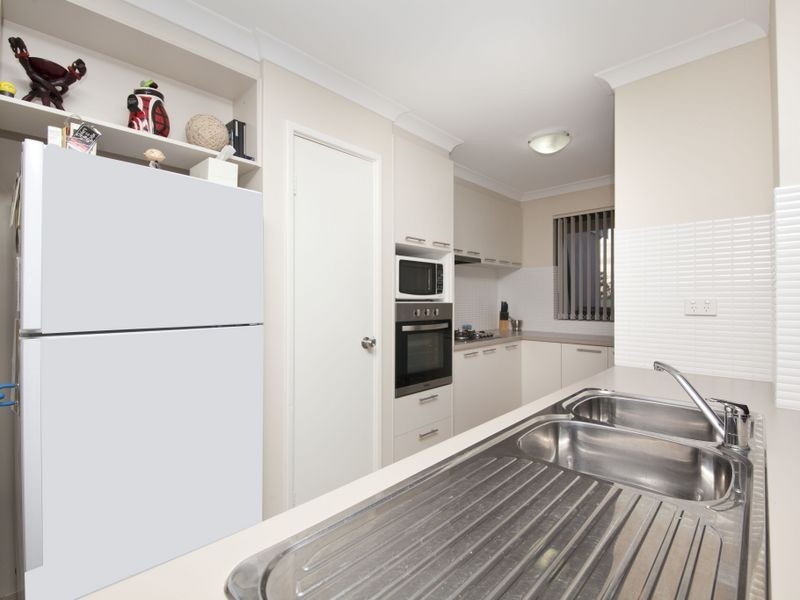 4/17 Sinclair Street, Armadale WA 6112