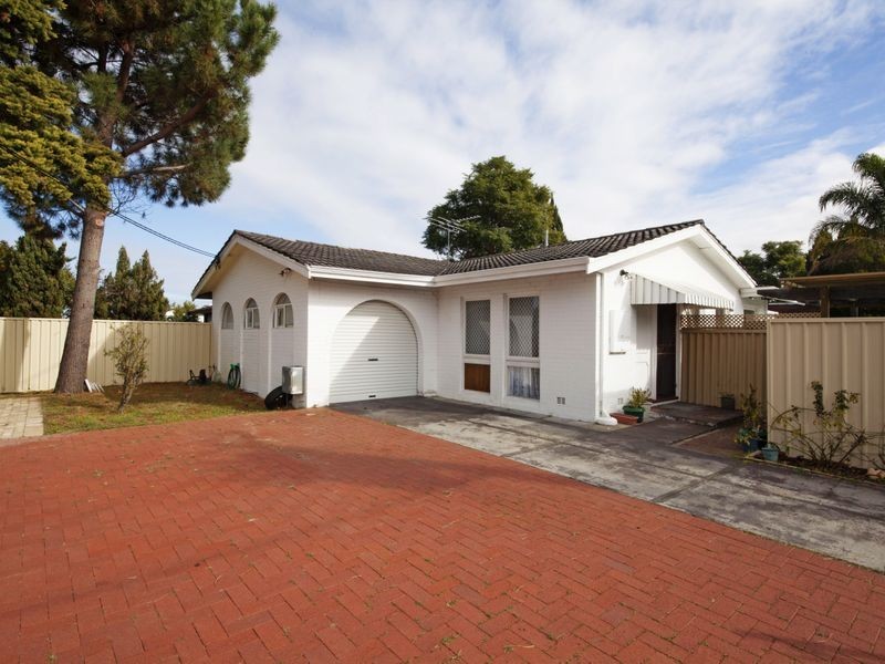 2 Cherry Way, Camillo WA 6111