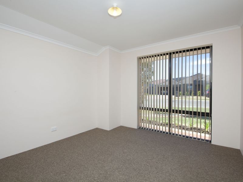 5 Mintberry Gardens, Darling Downs WA 6122