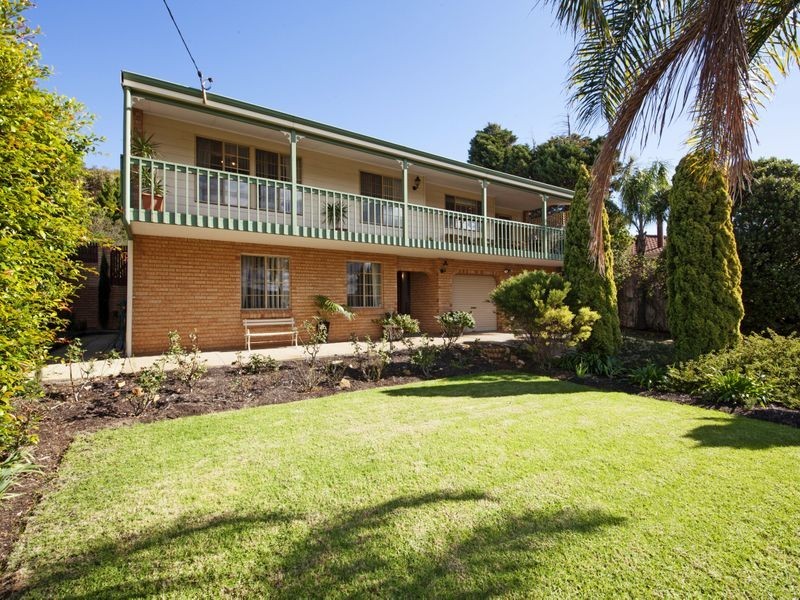 17 Jade Street, Mount Richon WA 6112