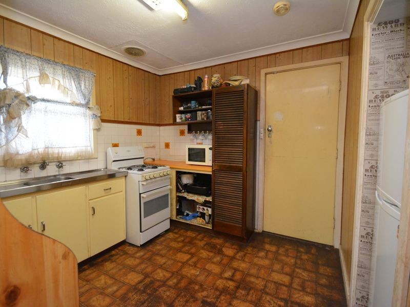 3 Treby Street, Armadale WA 6112