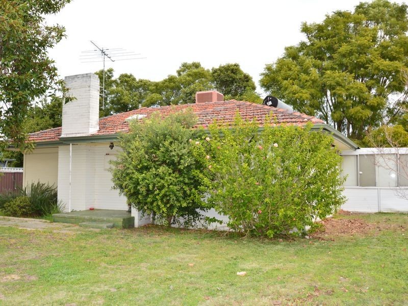 3 Treby Street, Armadale WA 6112