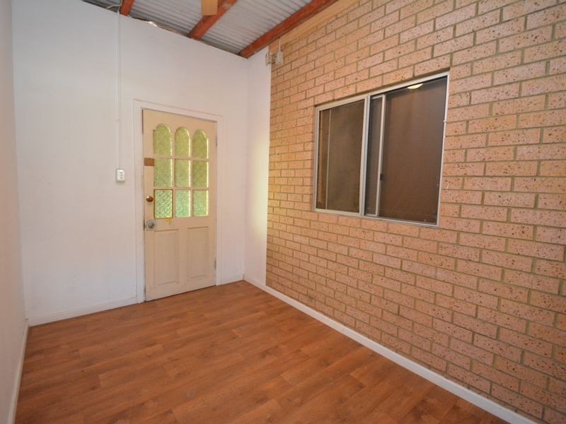 25 Stone Street, Armadale WA 6112