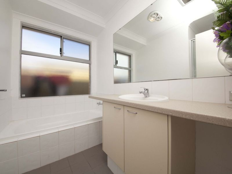 54 Verdant Crescent, Seville Grove WA 6112