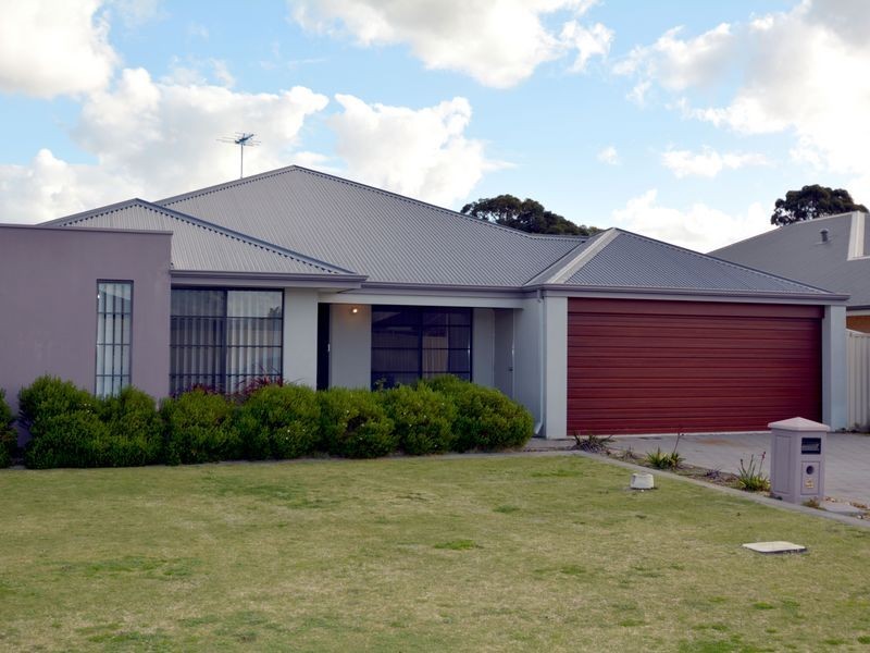 4 Browder Drive, Seville Grove WA 6112