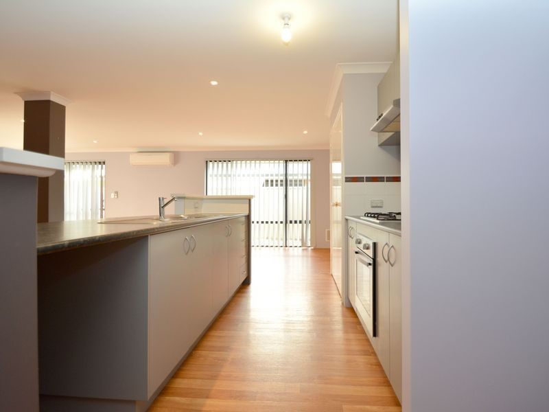 4 Browder Drive, Seville Grove WA 6112