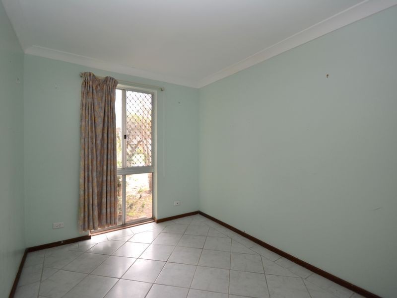 6 Redross Court, Armadale WA 6112