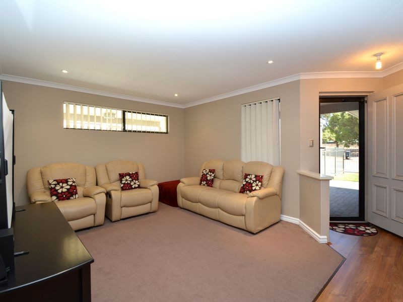 41 Ralphs Street, Seville Grove WA 6112