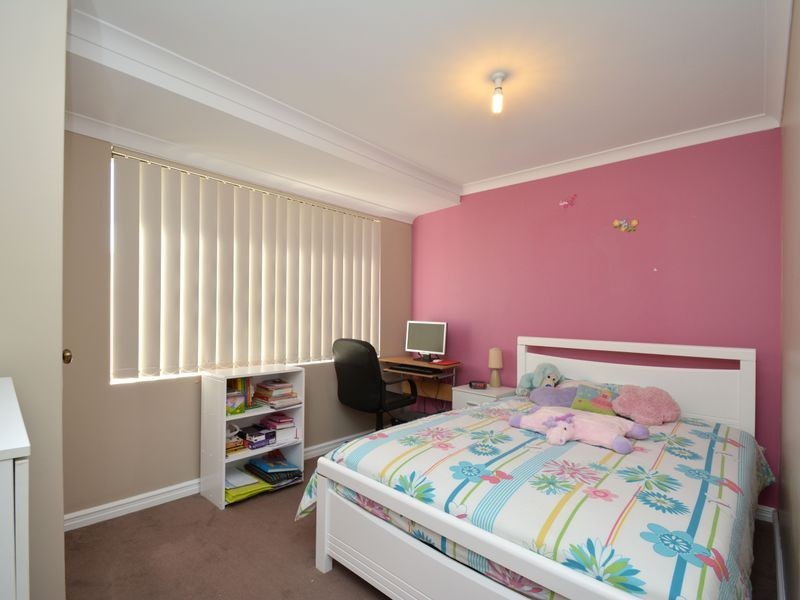 41 Ralphs Street, Seville Grove WA 6112