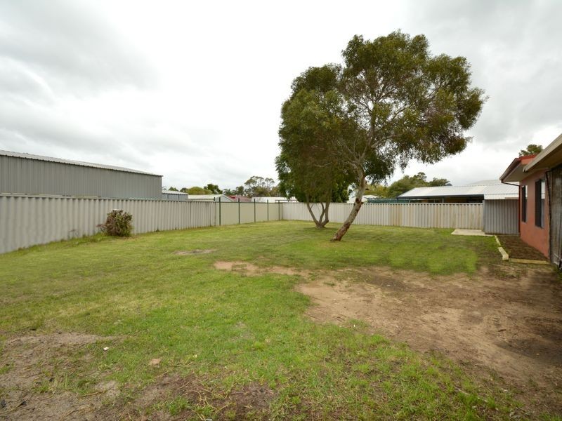 107 Powell Crescent, Brookdale WA 6112