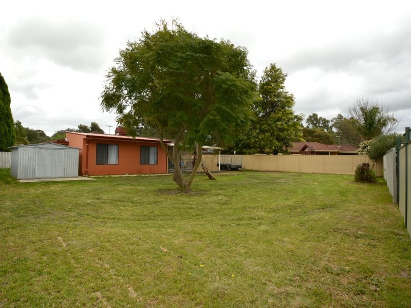 107 Powell Crescent, Brookdale WA 6112