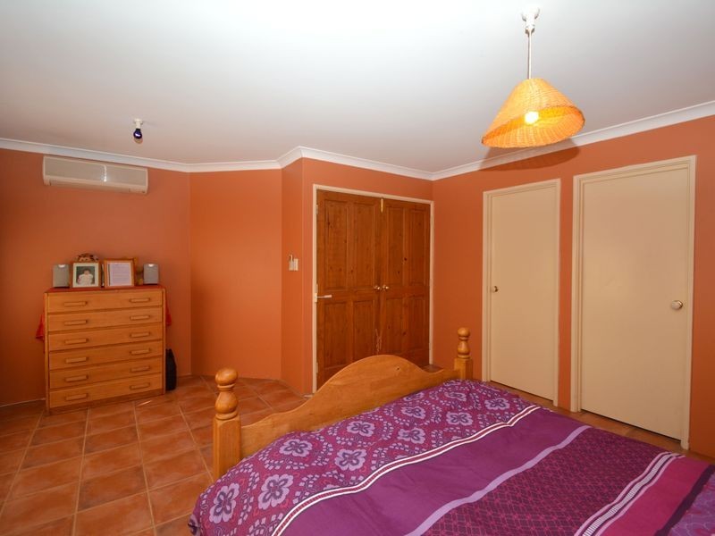 18 Sharach Retreat, Hilbert WA 6112