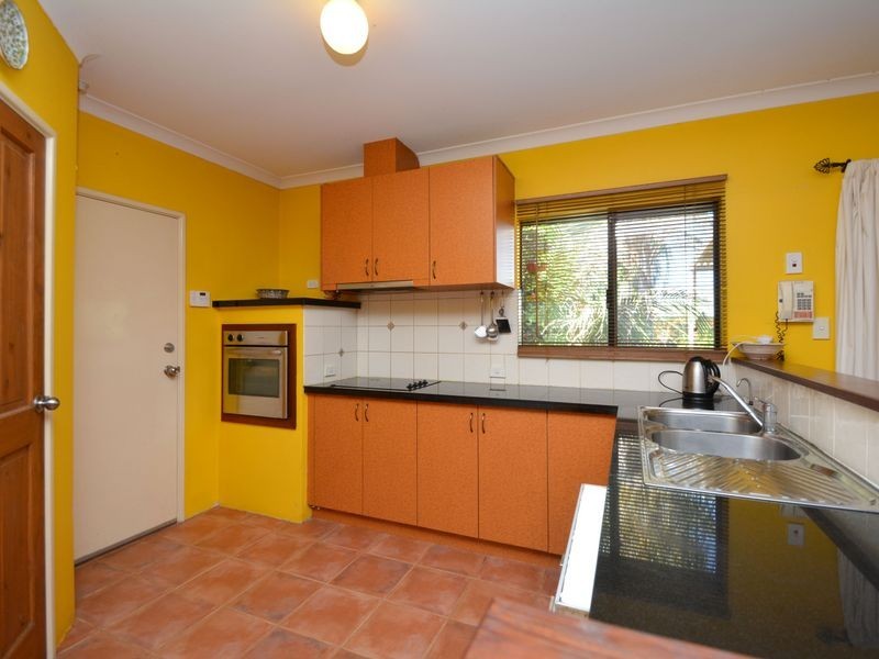 18 Sharach Retreat, Hilbert WA 6112