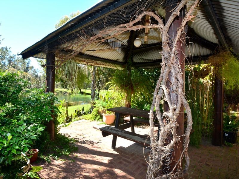 18 Sharach Retreat, Hilbert WA 6112