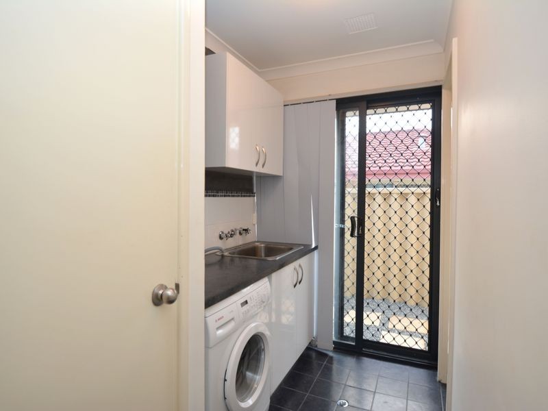 10 Jobson Loop, Brookdale WA 6112