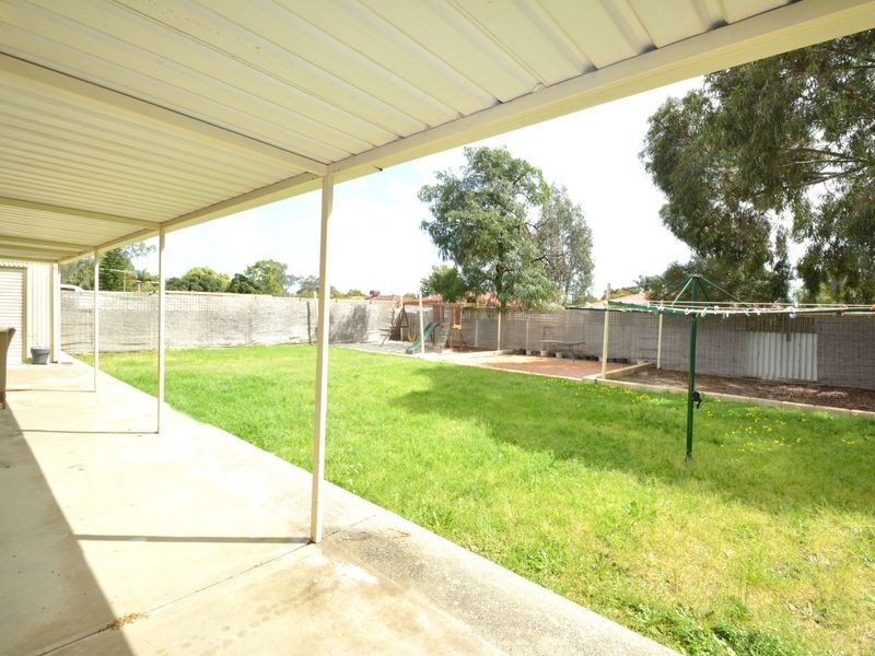 7 Dryandra Way, Armadale WA 6112