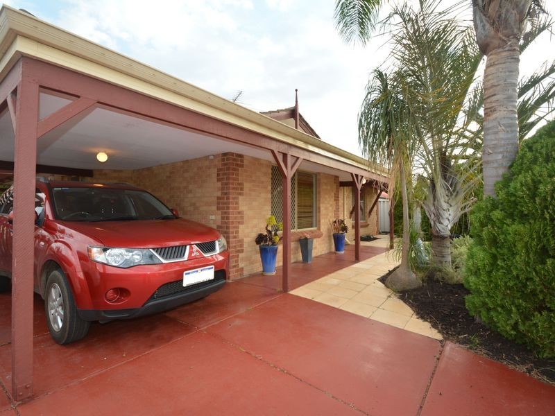 16 Barnfield Court, Seville Grove WA 6112