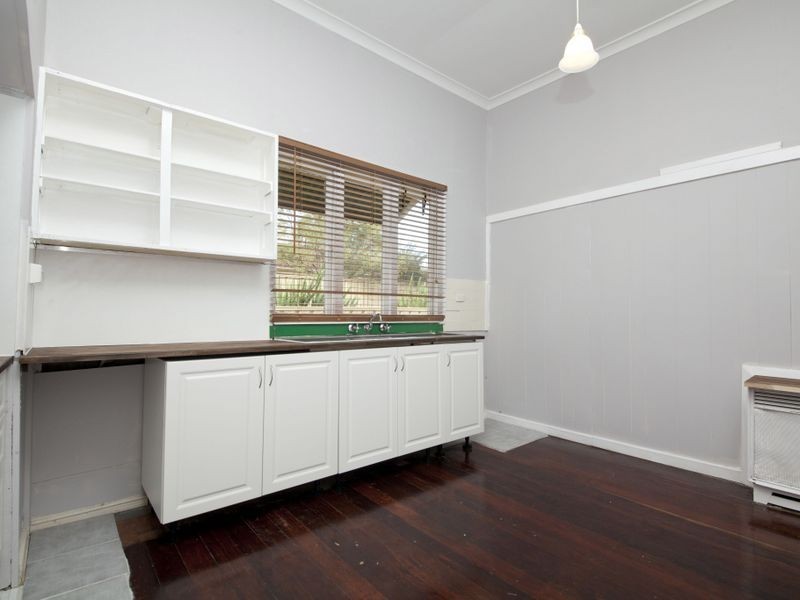 91 Church Road, Armadale WA 6112