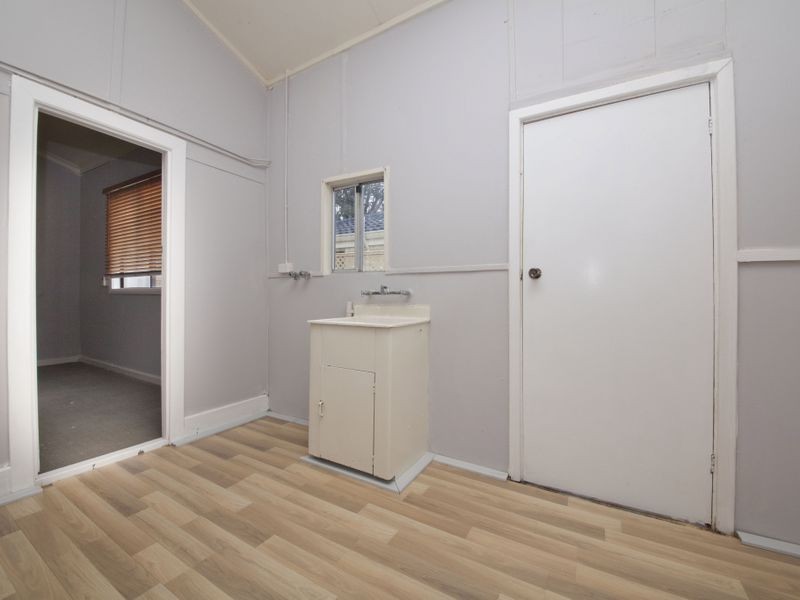 91 Church Road, Armadale WA 6112