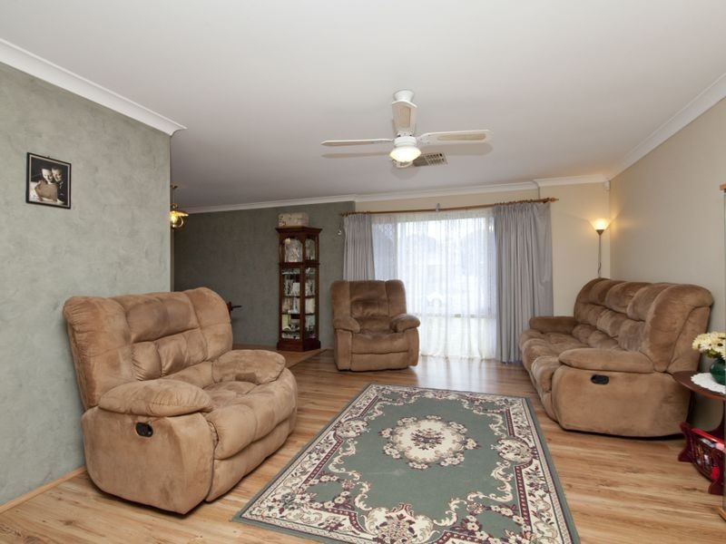 20 Mandarin Way, Seville Grove WA 6112