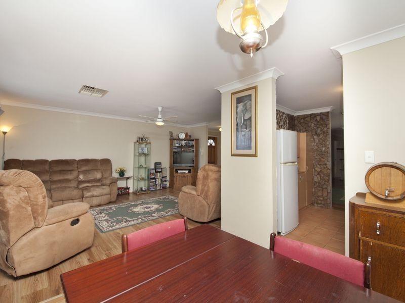 20 Mandarin Way, Seville Grove WA 6112