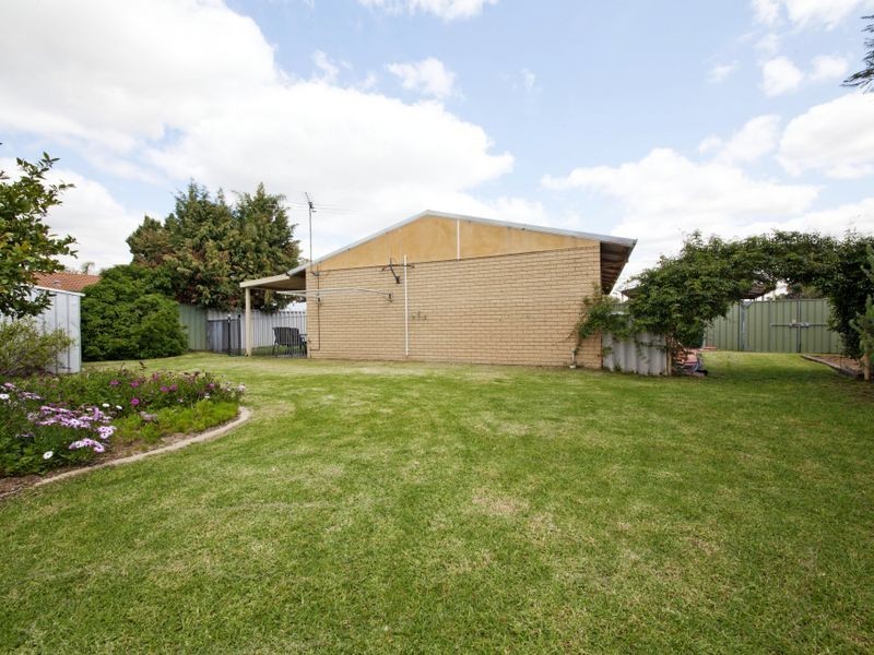 20 Mandarin Way, Seville Grove WA 6112