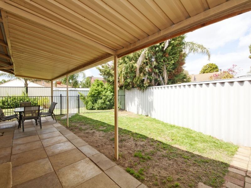20 Mandarin Way, Seville Grove WA 6112