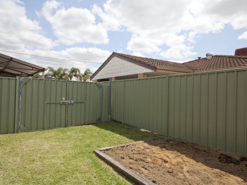 20 Mandarin Way, Seville Grove WA 6112