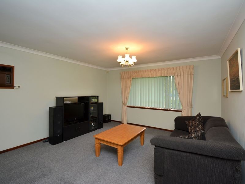 3 Gunnamatta Place, Kelmscott WA 6111