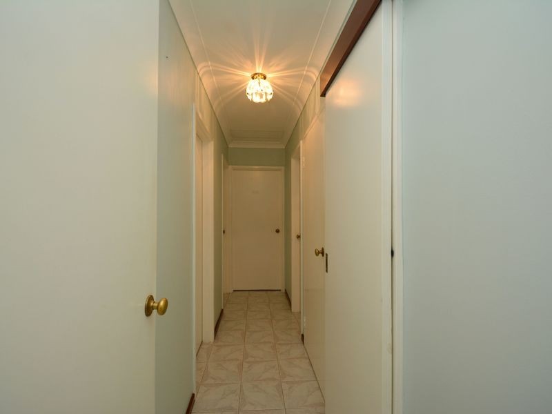 3 Gunnamatta Place, Kelmscott WA 6111