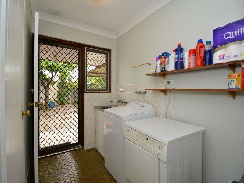 3 Gunnamatta Place, Kelmscott WA 6111