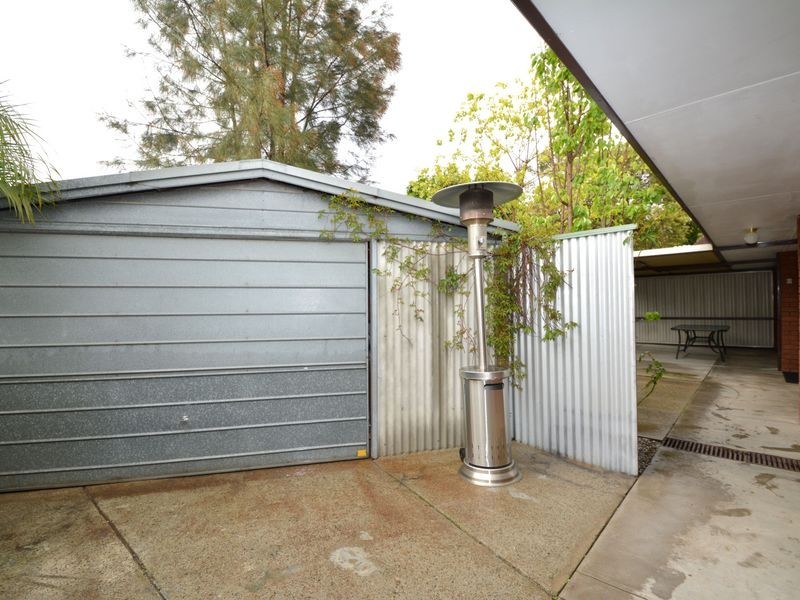 3 Gunnamatta Place, Kelmscott WA 6111