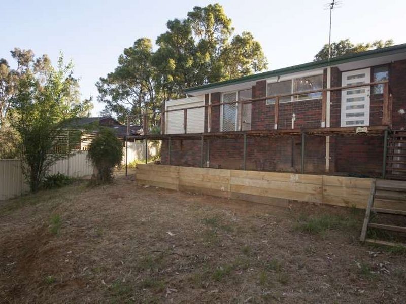 24 Barranduna Drive, Mount Nasura WA 6112