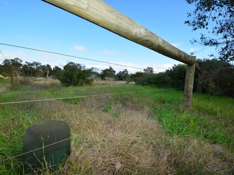 23 Gibson Top, Oakford WA 6121