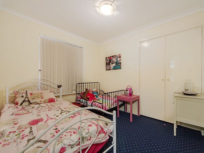 1 Faraday Street, Camillo WA 6111