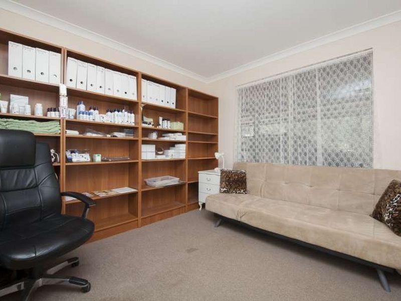 94 Old Coach Road W, Gidgegannup WA 6083