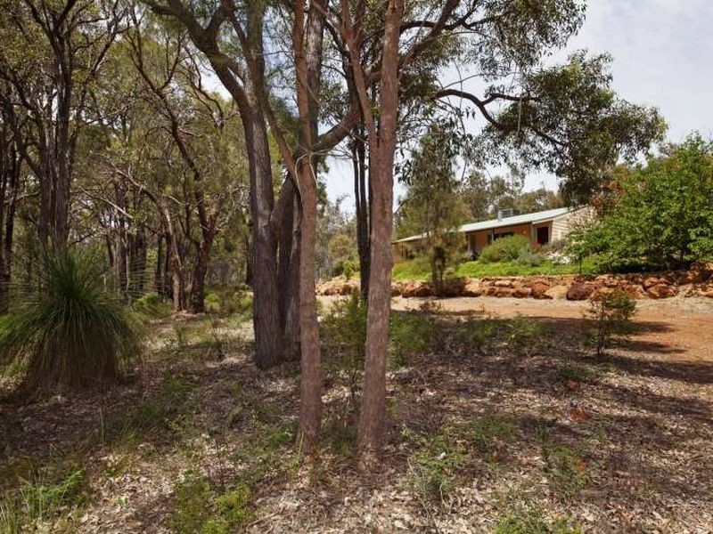 94 Old Coach Road W, Gidgegannup WA 6083