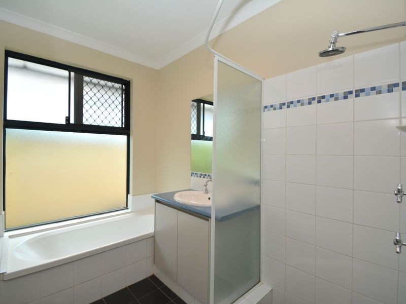 12 Santiago Street, Seville Grove WA 6112