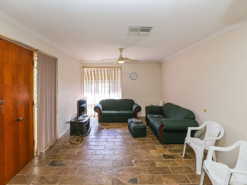 69 Owtram Road, Armadale WA 6112