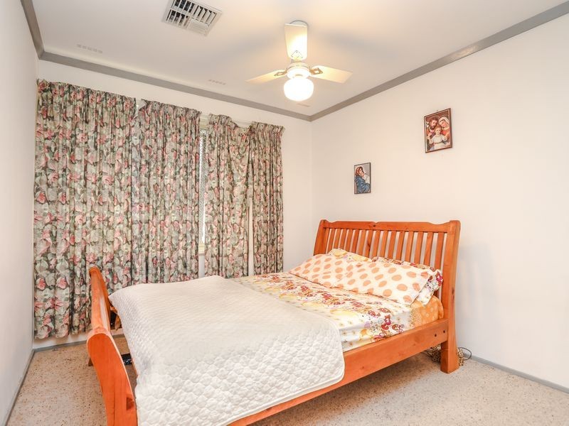 69 Owtram Road, Armadale WA 6112