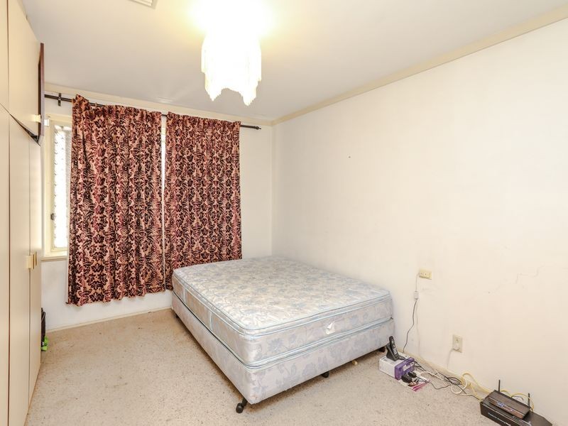 69 Owtram Road, Armadale WA 6112