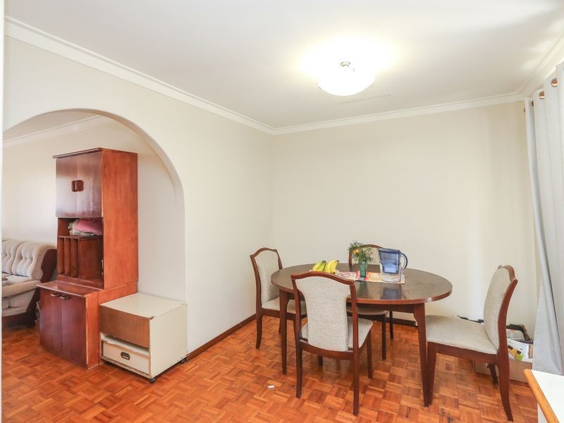 31 Wilfred Road, Thornlie WA 6108