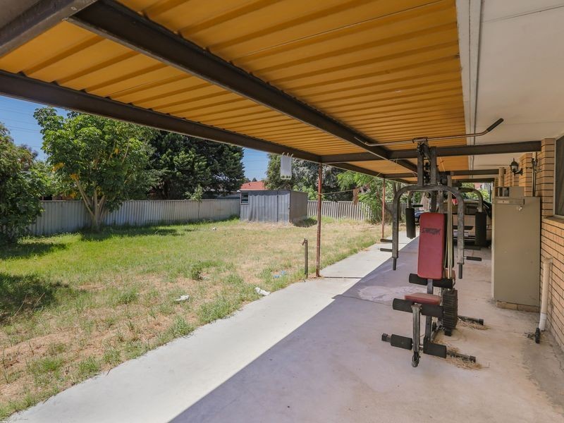 31 Wilfred Road, Thornlie WA 6108
